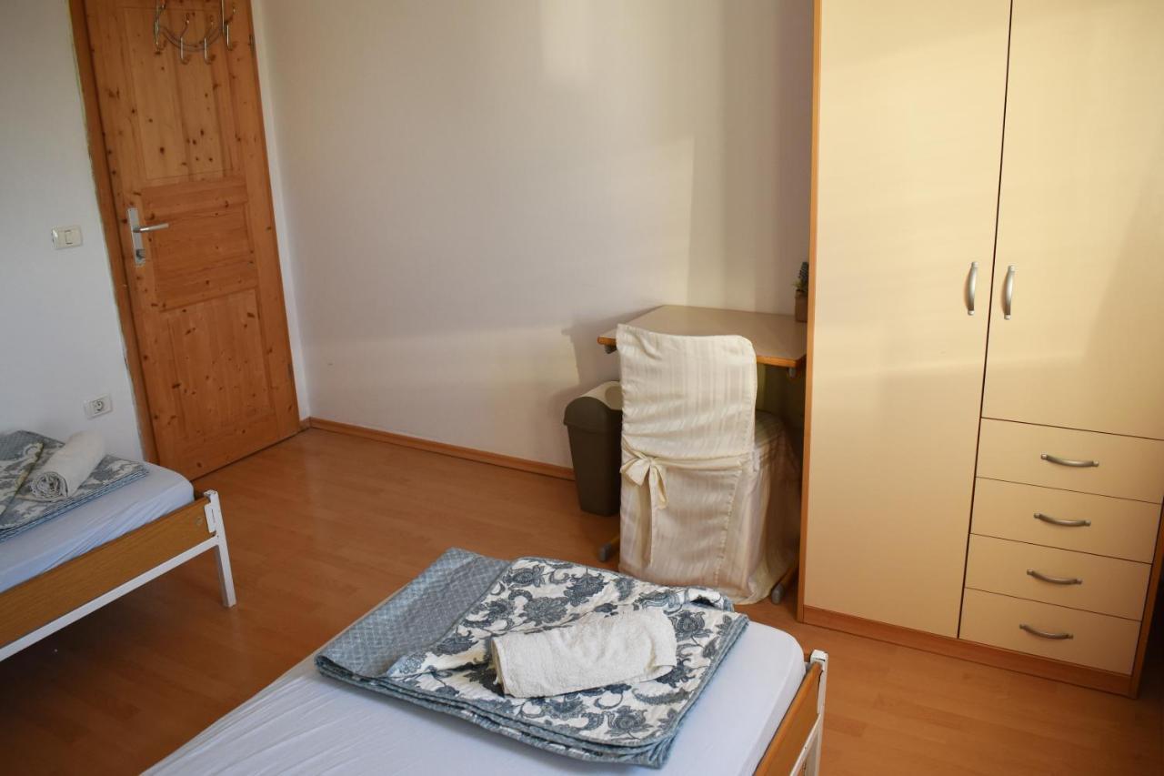 Rooms Busija Изола Экстерьер фото