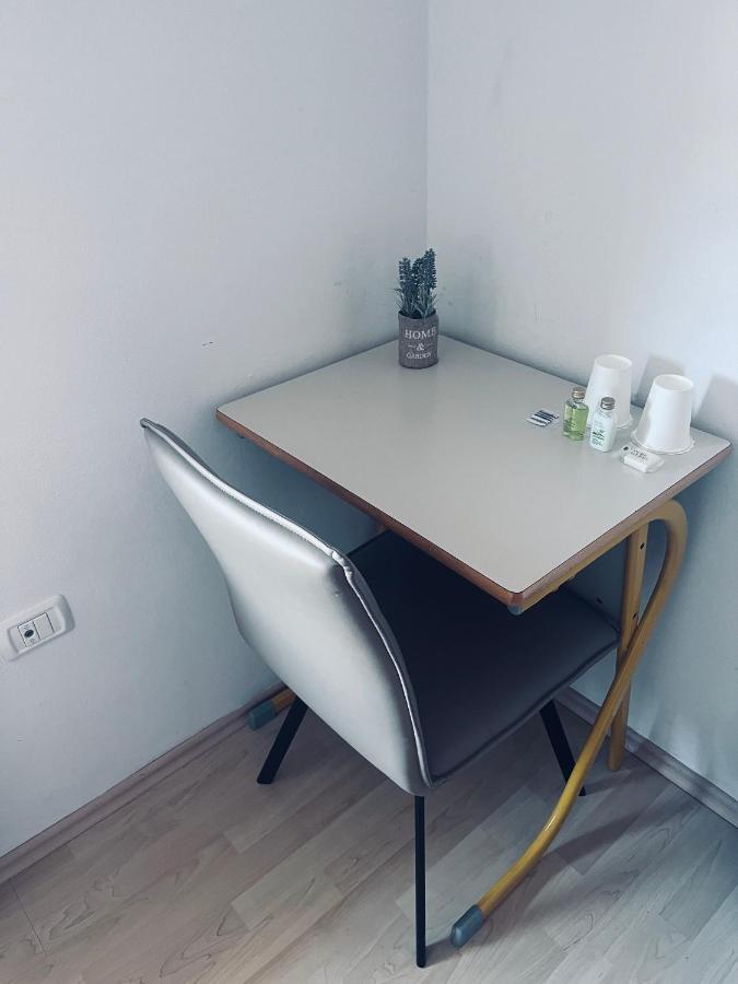Rooms Busija Изола Экстерьер фото