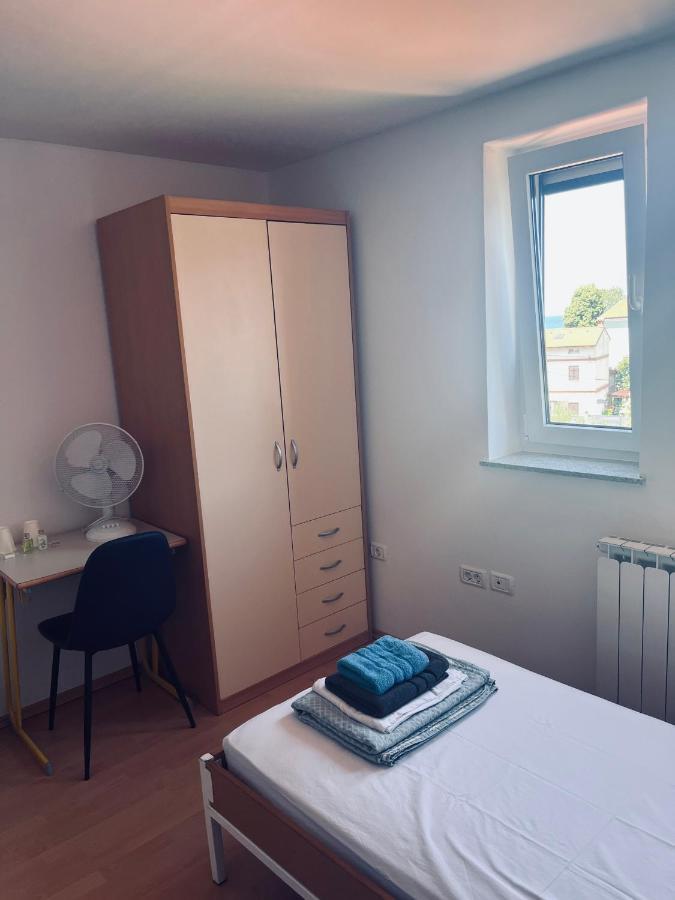 Rooms Busija Изола Экстерьер фото